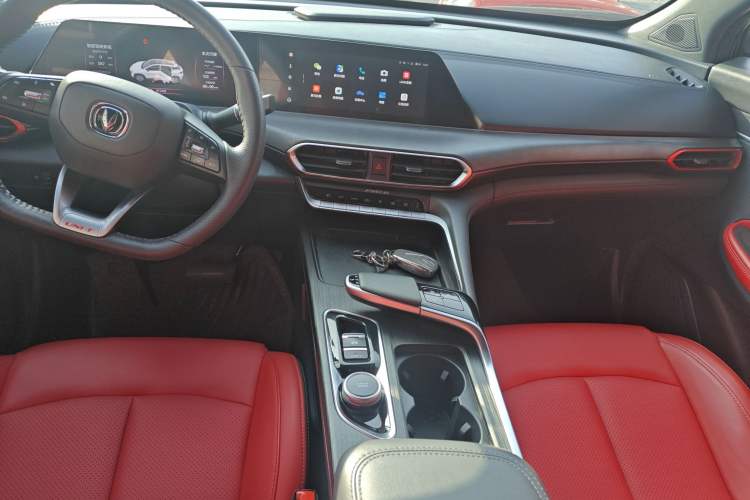 Used CHANGAN UNI-T 2020 1.5T Prestige Version
