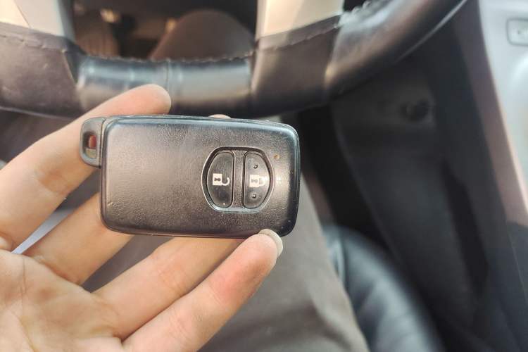 Used Toyota Prius 2012 1.8L Luxury Edition Vehicle Key