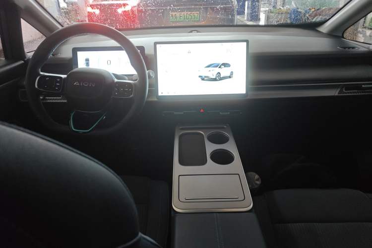 Used AION Y 2023 Plus 510 Enjoy Edition
