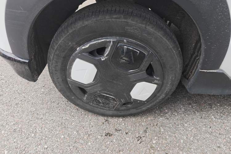 Used Geely Galaxy Panda 2024 200km Panda Kart Right Rear Wheel Hub