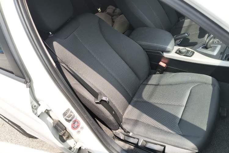 Used BMW 1 Series 2015 118i Leading Model Right Front Seat