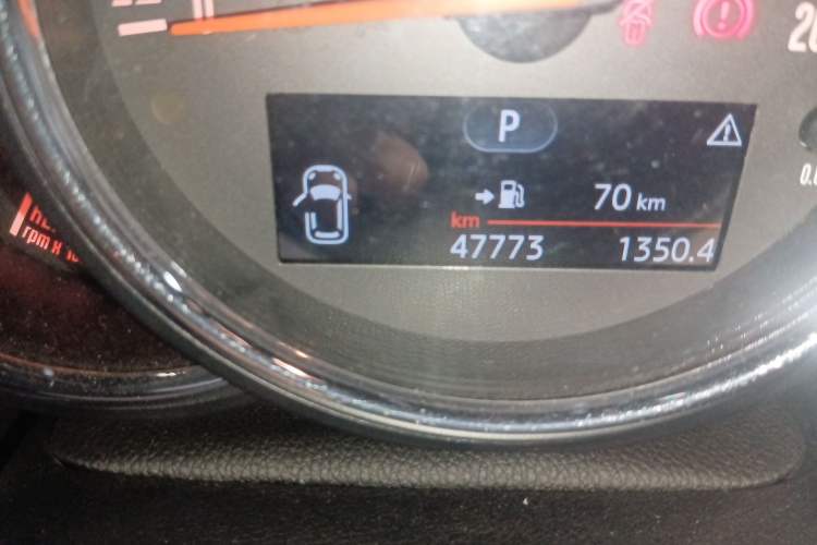 Used MINI 2016 1.2T ONE Pioneer Edition Odometer Close Up