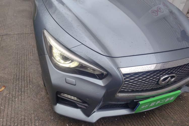 Used Infiniti Q50 2014 3.7L Comfort Edition Right Front Headlight