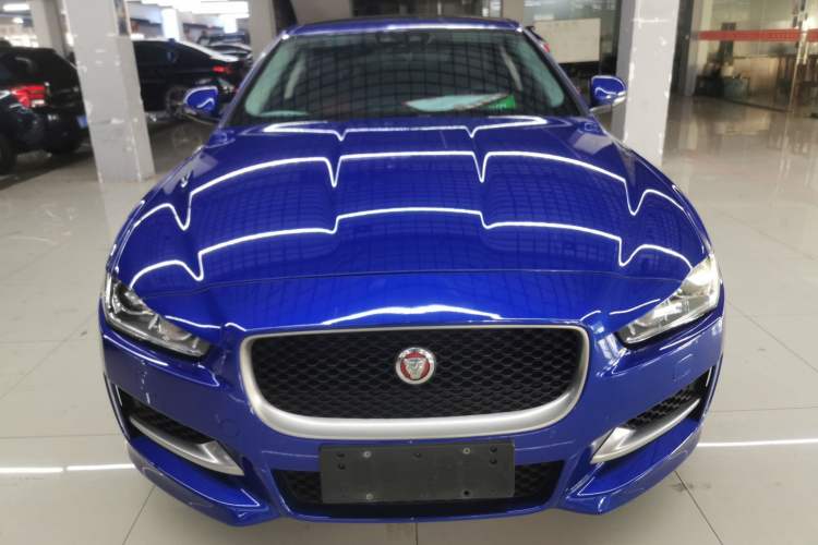 Used Jaguar XE 2018 2.0T 300 PS All-Wheel-Drive R-Sport Sport Edition
