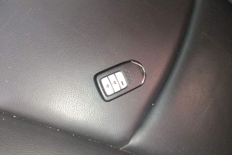 Used Honda Crider 2019 180 Turbo CVT Luxury Edition China VI Emission Standard Vehicle Key