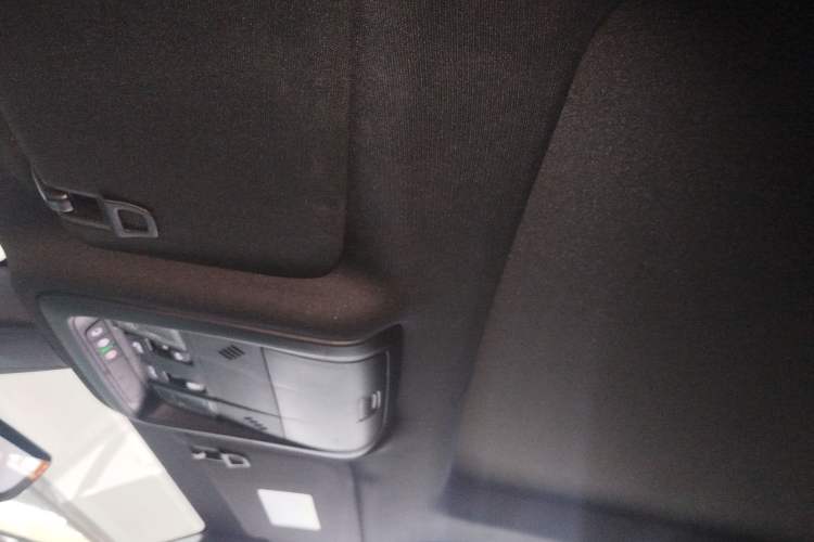 Used Cadillac XT6 2020 28T Six-Seater Luxury Version