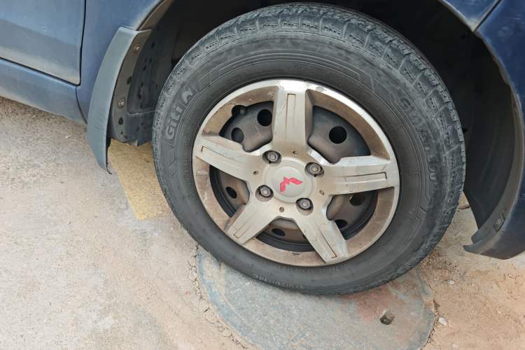 Used Wuling Hongguang 2014 1.5L Base Version
