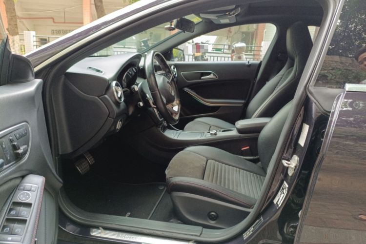 Used Mercedes-Benz CLA 2016 CLA 220 4MATIC Driver Seat