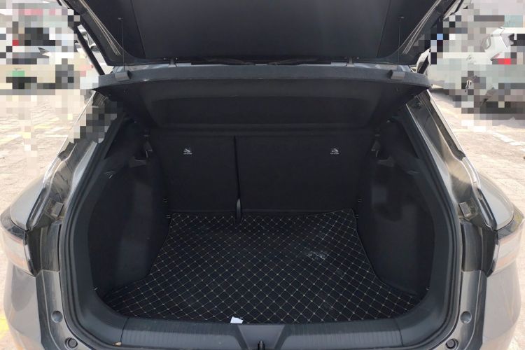 Used Volkswagen ID.4 X 2024 Pure & Smart Edition Trunk