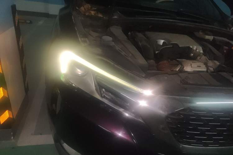 Used DS 6 2016 1.6T Comfort Edition THP160 Right Front Headlight