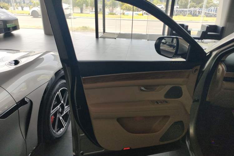 Used Hima AITO M7 2022 1.5T Rear-Drive Comfort Edition
