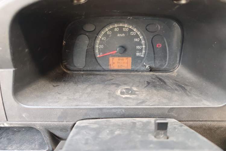 Used Wuling Zhiguang 2015 1.2L Practical LS-I Model