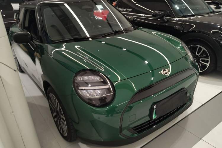 Used MINI Electric MINI COOPER 2024 456km COOPER E Classic Edition
