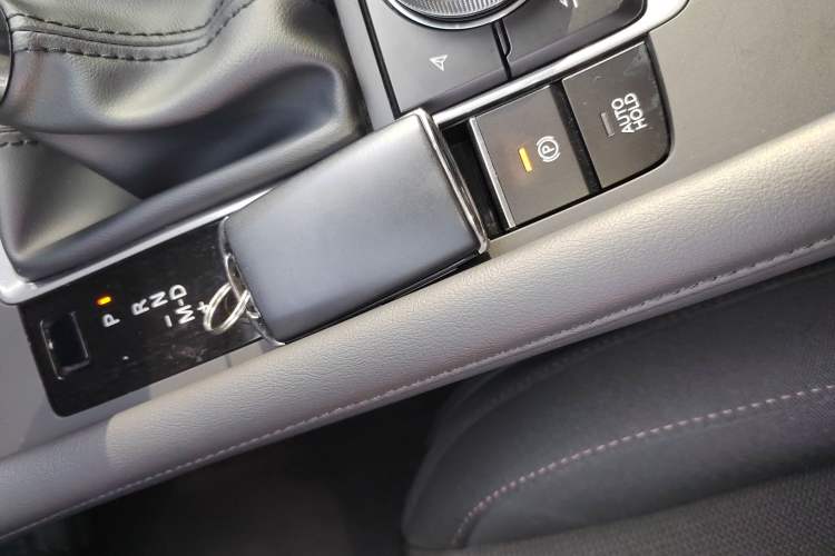 Used Mazda 3 Axela 2021 2.0L Automatic Zhiqing Edition
