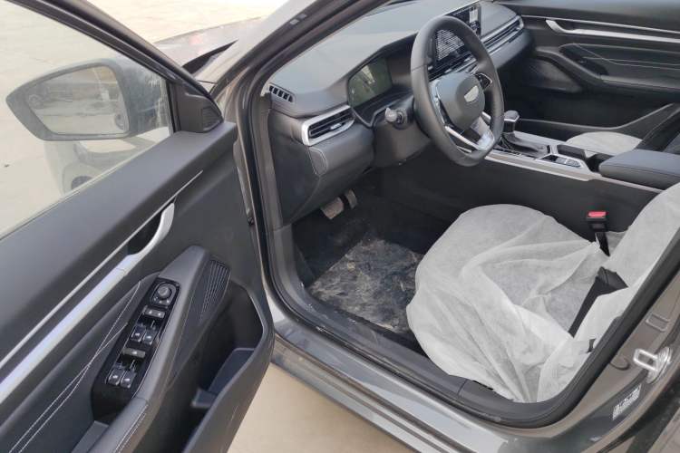 Used Geely Auto Emgrand 2026 Model 4th Generation 4 Millionth Anniversary Edition 1.5L CVT Feiyue Edition