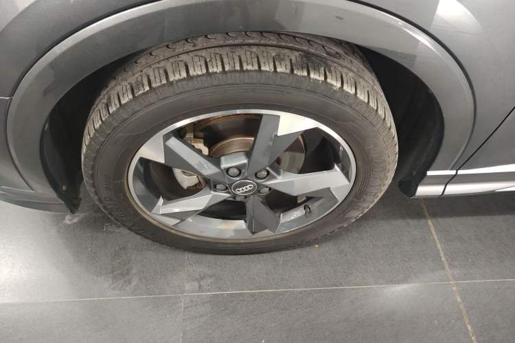 Used Audi Q3 2019 35 TFSI Fashion Dynamic Model
