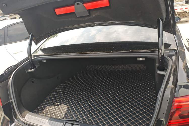 Used Volkswagen Magotan GTE Plug-in Hybrid 2022 GTE Luxury Model