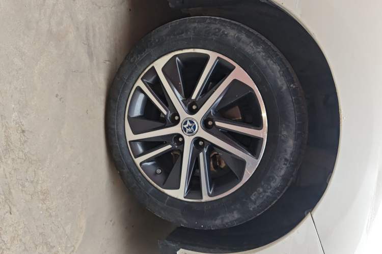 Used Venucia D60 2019 1.6L XL CVT Smart Connect Elite Edition