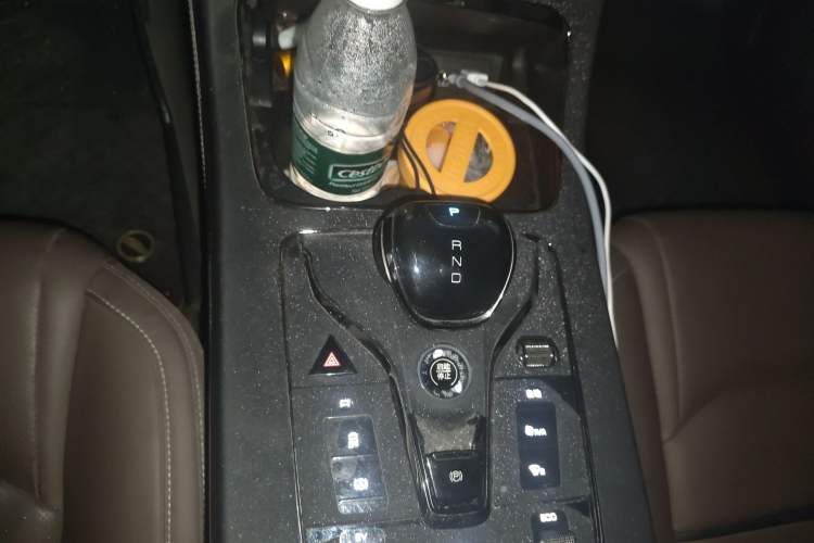 Used BYD Han 2020 DM Four-Wheel Drive Performance Edition Luxury Model Gear Lever