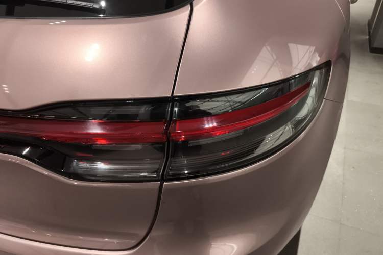 Used Porsche Macan 2018 Macan 2.0T