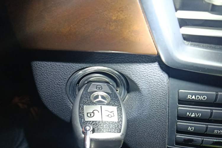 Used Mercedes-Benz E-Class 2013 E 260 L CGI Elegant Model