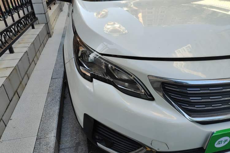 Used Peugeot 5008 2017 380THP 7-Seater Elite Edition
