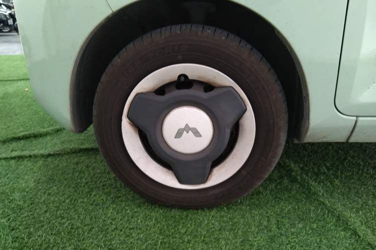 Used Wuling Hongguang MINIEV 2022 Macaron Premium Model – Lithium Iron Phosphate