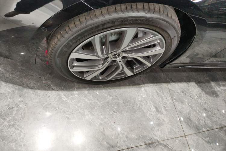 Used Mercedes-Benz E-Class 2024 E 300 L Stylish Model