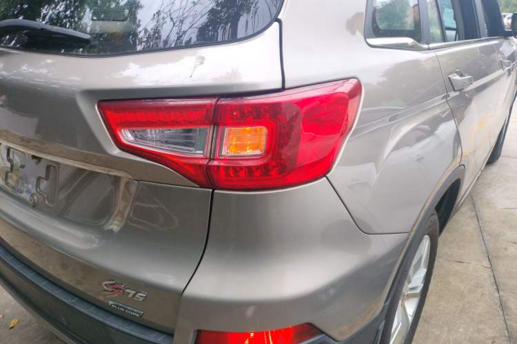 Used Changan CS75 2016 1.8T Automatic Elite Model China V Standard