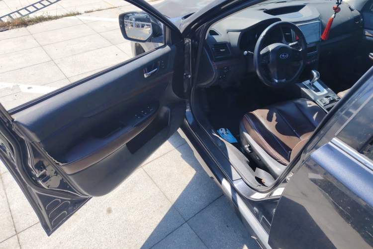 Used Subaru Outback 2014 2.5i Yashang Smart Edition Driver Seat