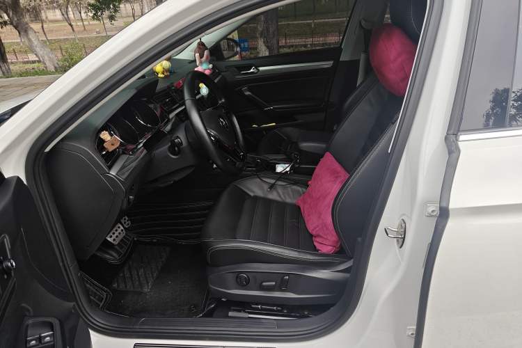 Used Volkswagen Lamando 2017 280TSI DSG Luxury Edition
