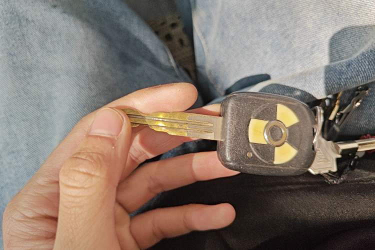 Used FORTHING Lingzhi 2012 Commercial Version 1.6L Special Offer Model
