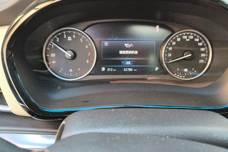 Used Buick GL8 2023 Land Business Class Smart Deluxe Model