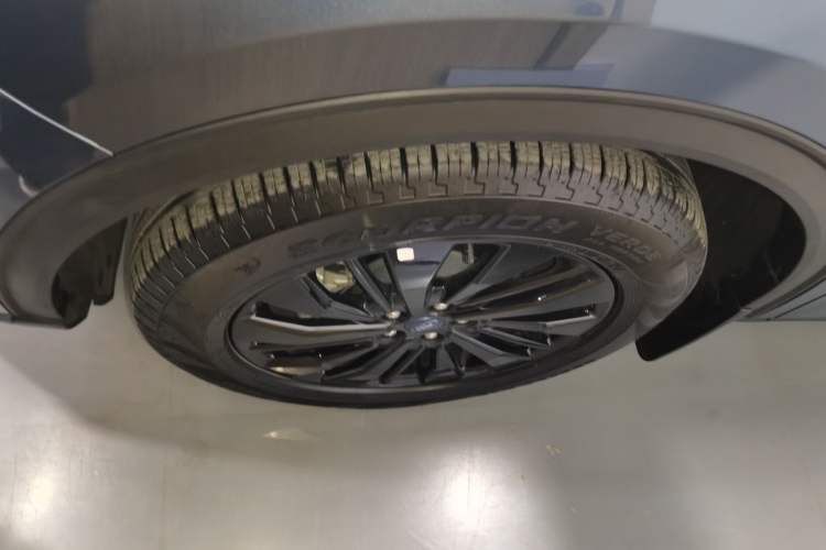 Used Ford Escape 2024 EcoBoost 245 Two-Wheel-Drive Titanium Edition