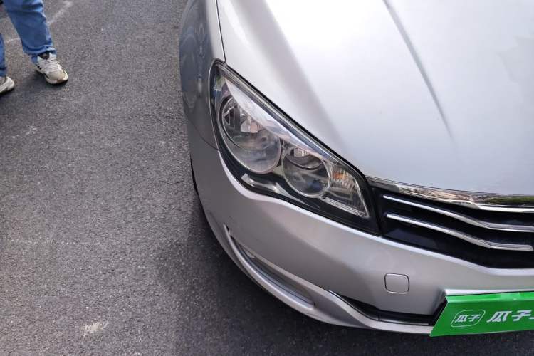 Used Roewe 350 2013 350C 1.5L Automatic Xunyue Edition
