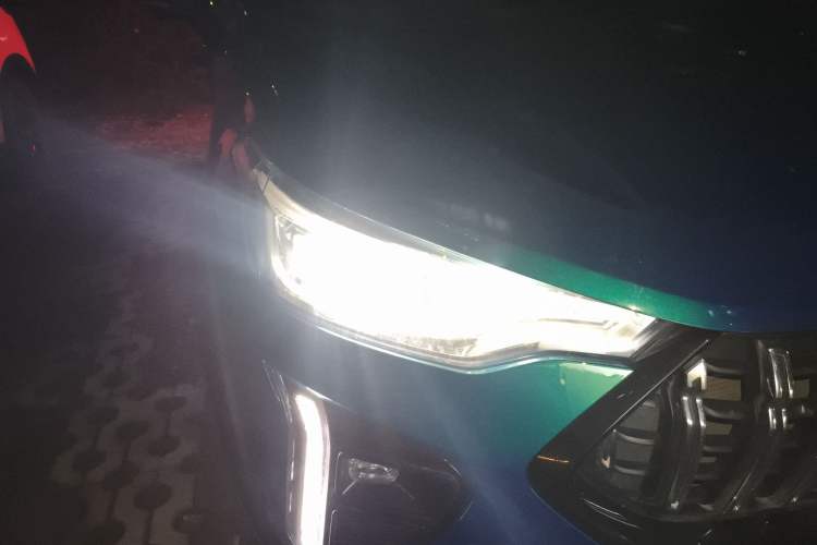 Used Haval LHERY 2021 High-Performance Version 1.5T Golden Rabbit Right Front Headlight