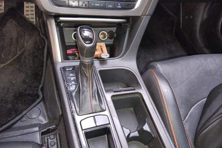 Used Hyundai Sonata 2015 1.6T GLS Smart Model Gear Lever