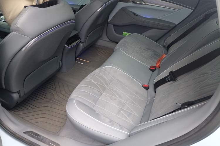 Used VOYAH PASSION 2023 Four-Wheel Drive Flagship Edition