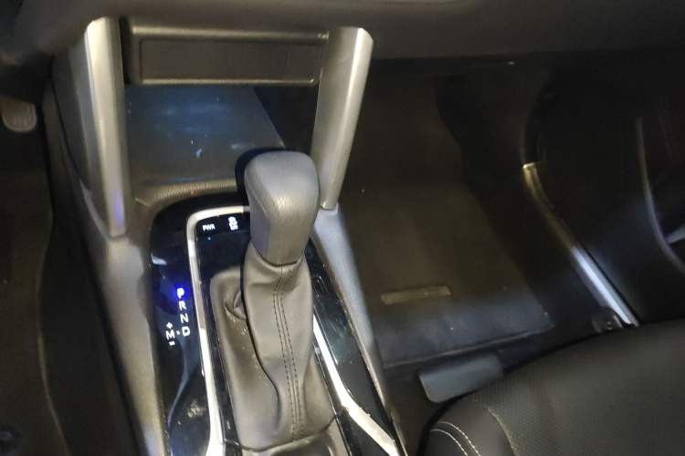 Used Toyota FRONTLANDER 2022 2.0L CVT Luxury Edition