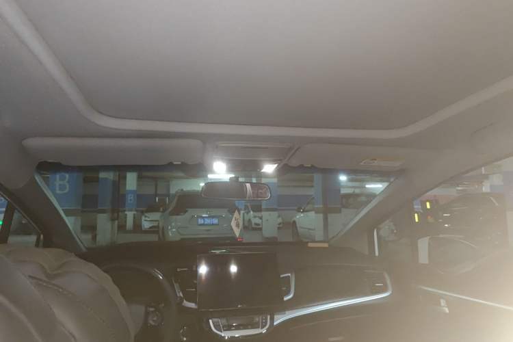 Used Honda Jade 2017 210 TURBO CVT Luxury Edition 5 Seats
