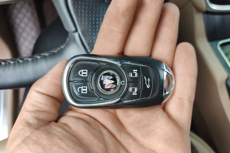 Used Buick GL8 2021 ES Land Cruiser 653T Smart Flagship Model
