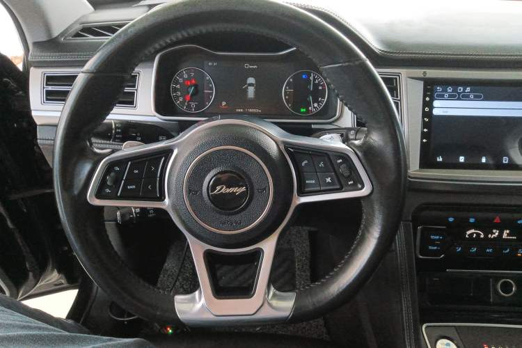 Used Zotye Domy X7 2018 2.0T Automatic Prestige Edition
