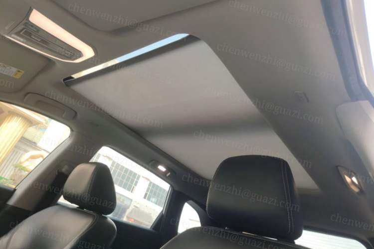 Used Venucia Star 2020 260T Automatic 48V Mild Hybrid Turbocharged Starry Edition Headliner