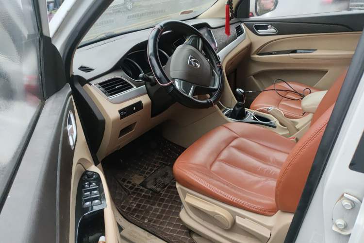 Used Baojun 730 2016 1.5L Manual Standard Version 7 Seats