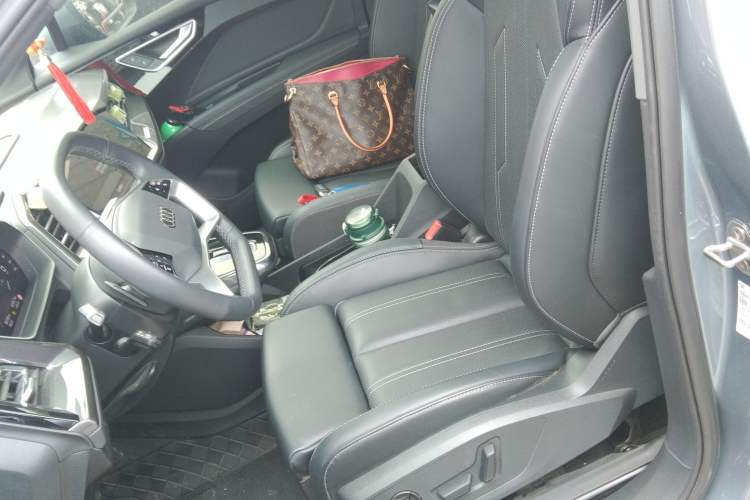 Used Audi Q4 e-tron 2023 50 e-tron quattro Visionary Edition Left Front Seat