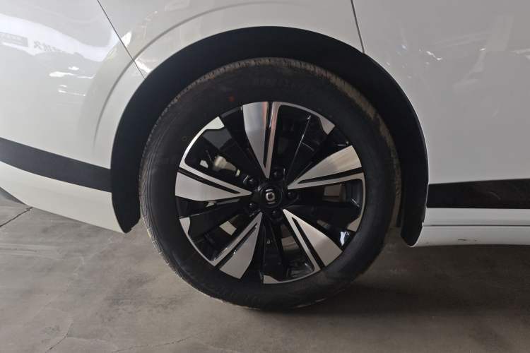 Used CHANGAN NEVO A07 2023 Range-Extended 200 Max Exterior 5