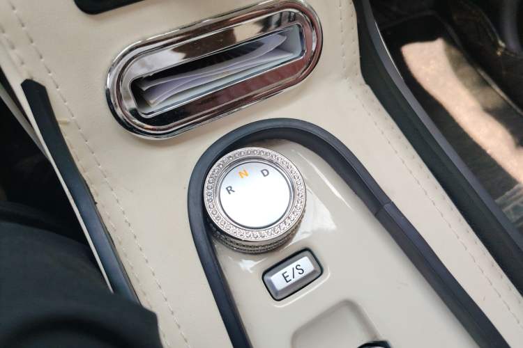 Used CHANGAN NEVO Lumin 2023 205km Xiangqin Version
