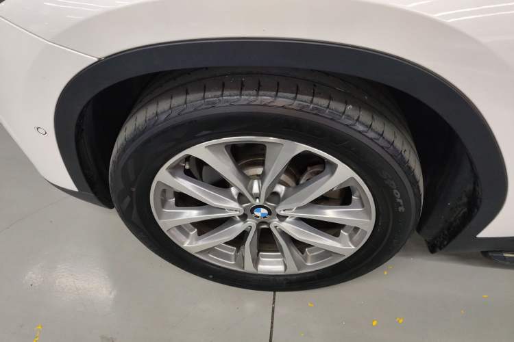 Used BMW X3 2018 xDrive25i Luxury Package China VI Emission Standard Left Front Wheel Hub