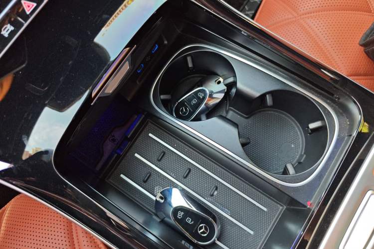 Used Mercedes-Benz Maybach S-Class 2023 S 480 4MATIC Vehicle Key