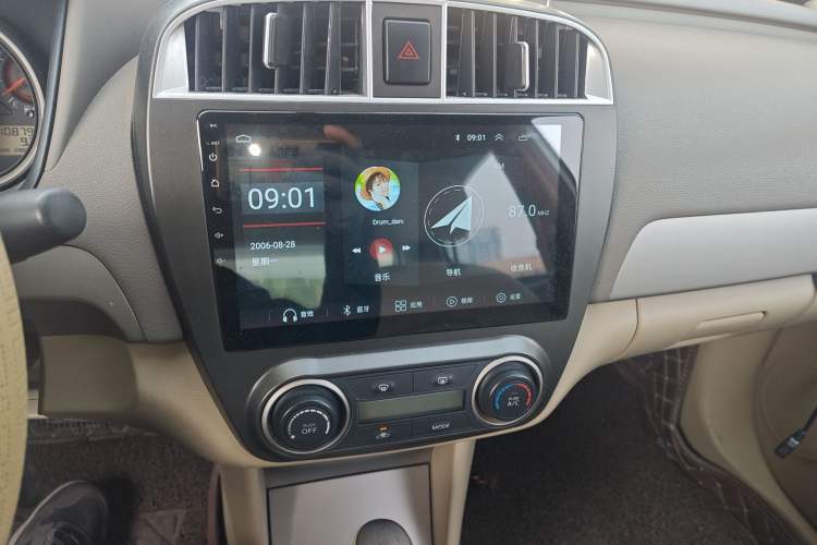 Used Nissan Sylphy 2012 Classic 1.6XE Automatic Comfort Edition Audio And AC Panel